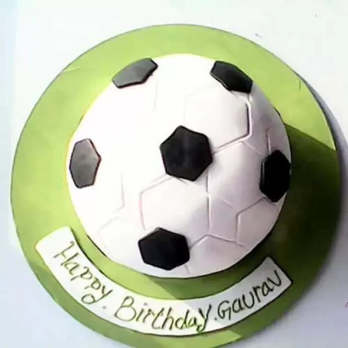 kickin-soccer-ball-fondant-cake-from-ivan-bakers-delhi-ncr